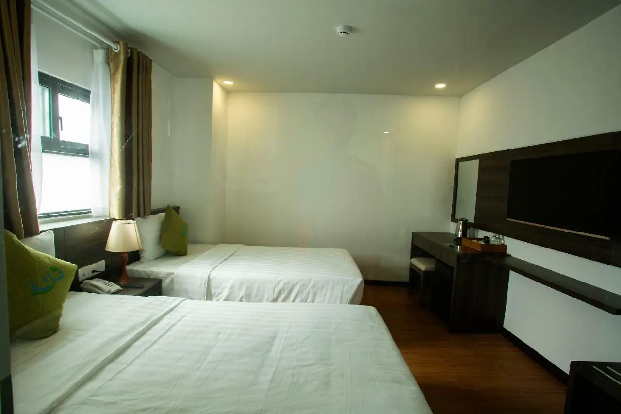 Lava Hotel Nha Trang 3*,